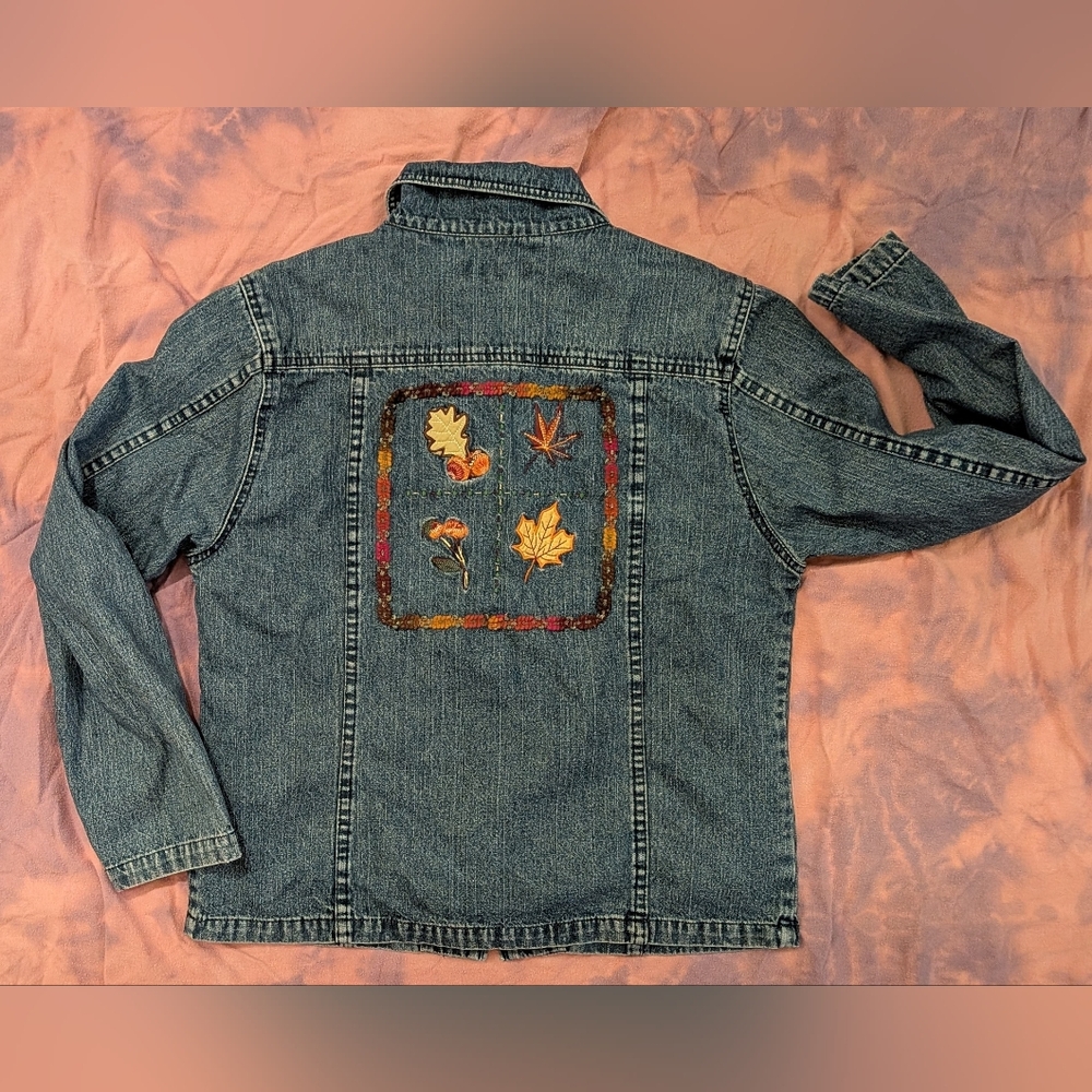 Vintage 90s Denim Jacket Coat Fall Leaves embroidery autumn cotton zipper Jean